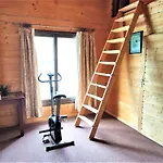 The Cosy Mountain With Stunning Views Near Troodos Kato Amiandos