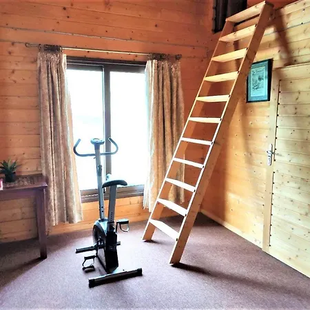 The Cosy Mountain With Stunning Views Near Troodos Kato Amiandos